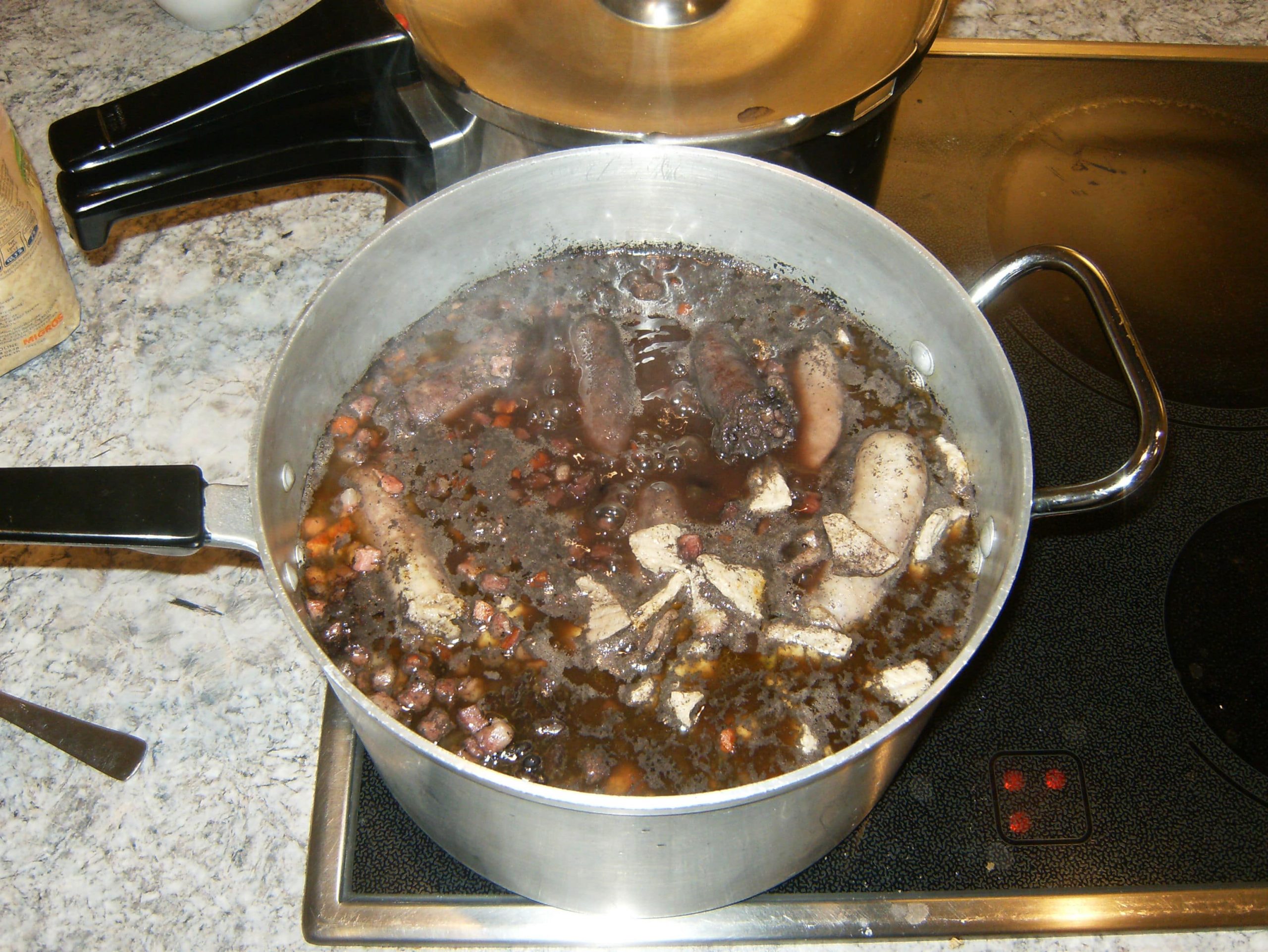 Portuguese feijoada recipe